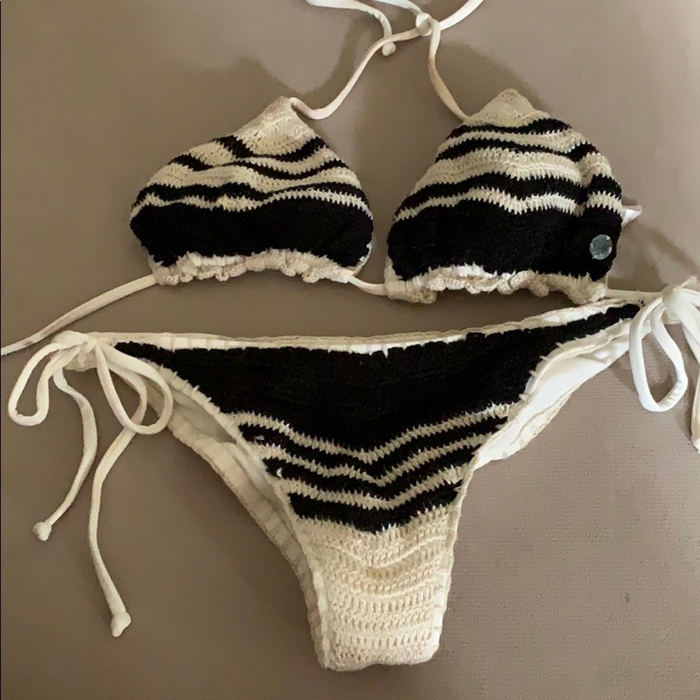 Bathing suit